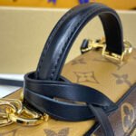 Louis Vuitton Vanity Chain Pouch M47125 Brown
